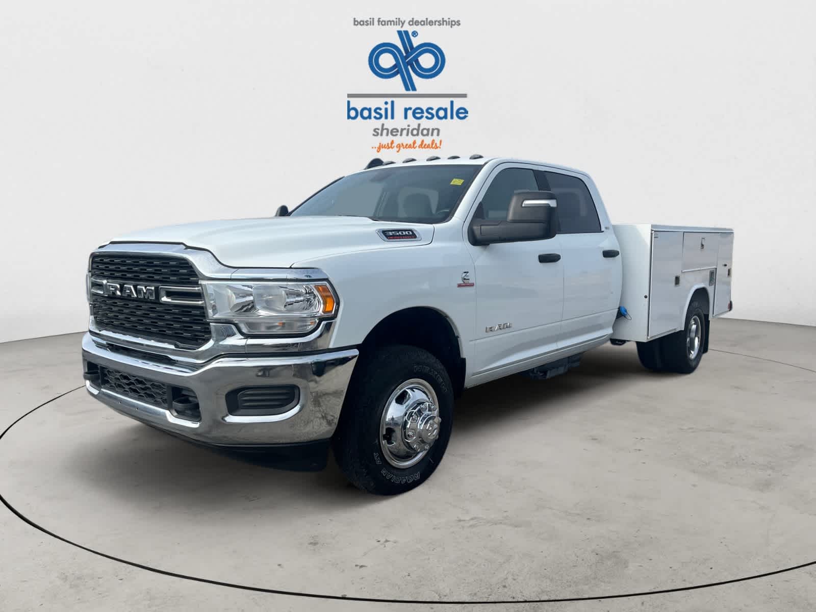 Used 2024 Ram 3500 Chassis Cab SLT 4WD Crew Cab 60 CA 172.4 WB 4WD Crew Cab 60 CA 172.4 WB