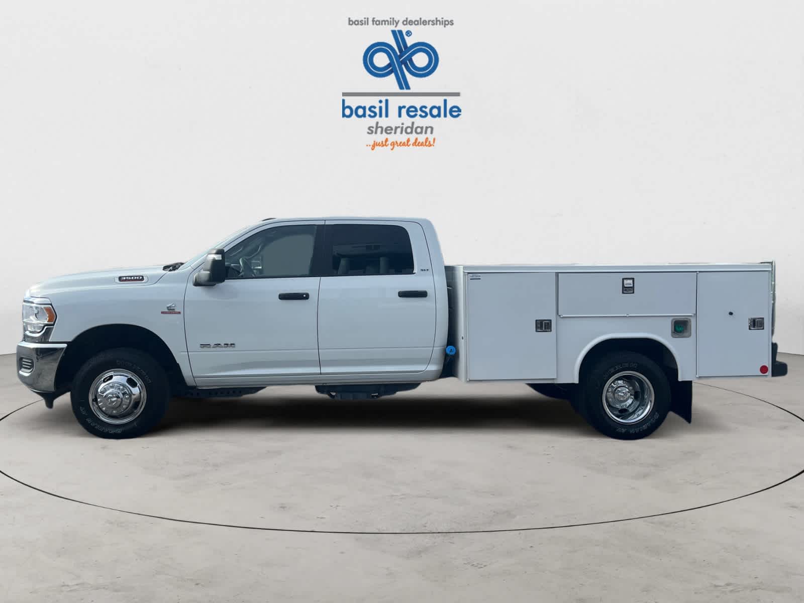 Used 2024 Ram 3500 Chassis Cab SLT 4WD Crew Cab 60 CA 172.4 WB 4WD Crew Cab 60 CA 172.4 WB