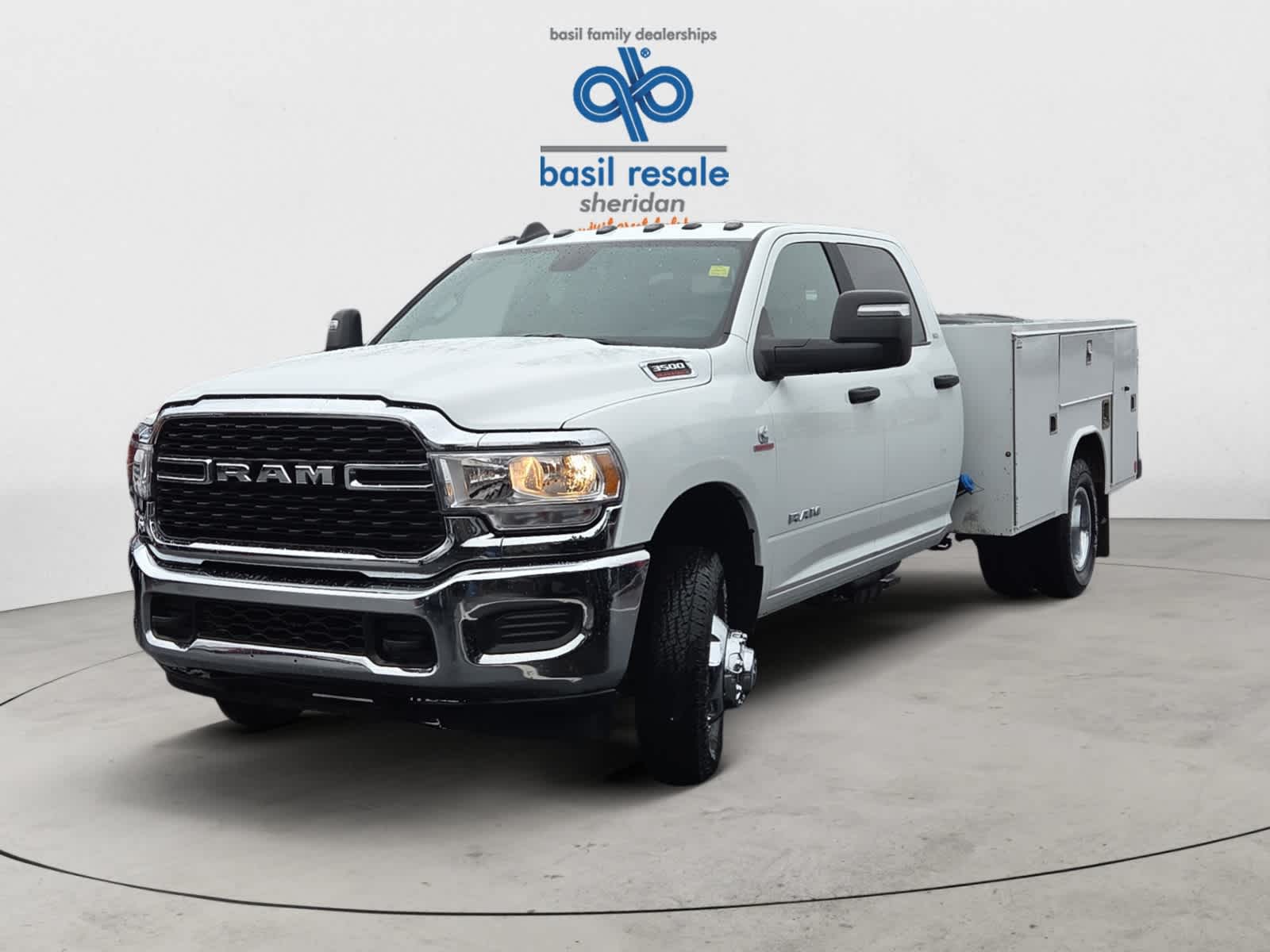 Used 2024 Ram 3500 Chassis Cab SLT 4WD Crew Cab 60 CA 172.4 WB 4WD Crew Cab 60 CA 172.4 WB