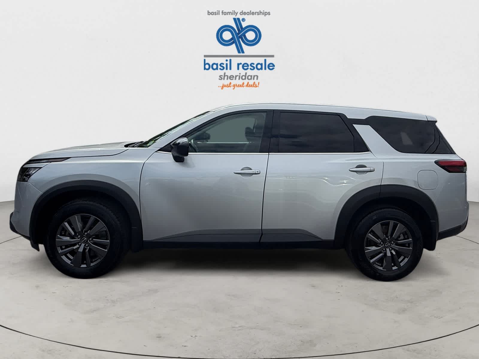 Used 2024 Nissan Pathfinder S 4WD