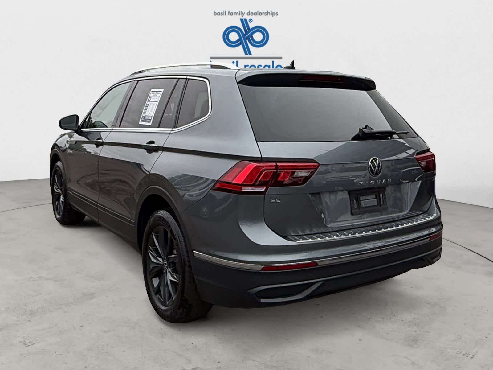 Used 2024 Volkswagen Tiguan SE 2.0T FWD