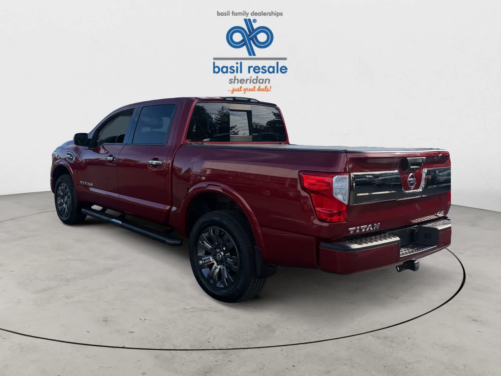 Used 2017 Nissan Titan Platinum Reserve 4x4 Crew Cab 4x4 Crew Cab