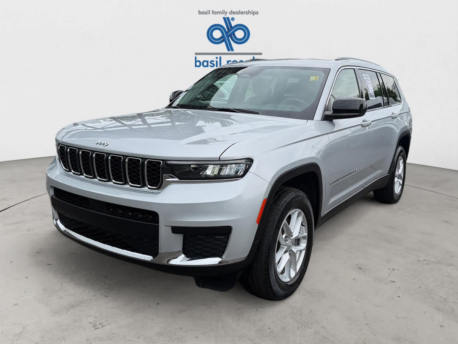 Used 2022 Jeep Grand Cherokee L Laredo 4x4