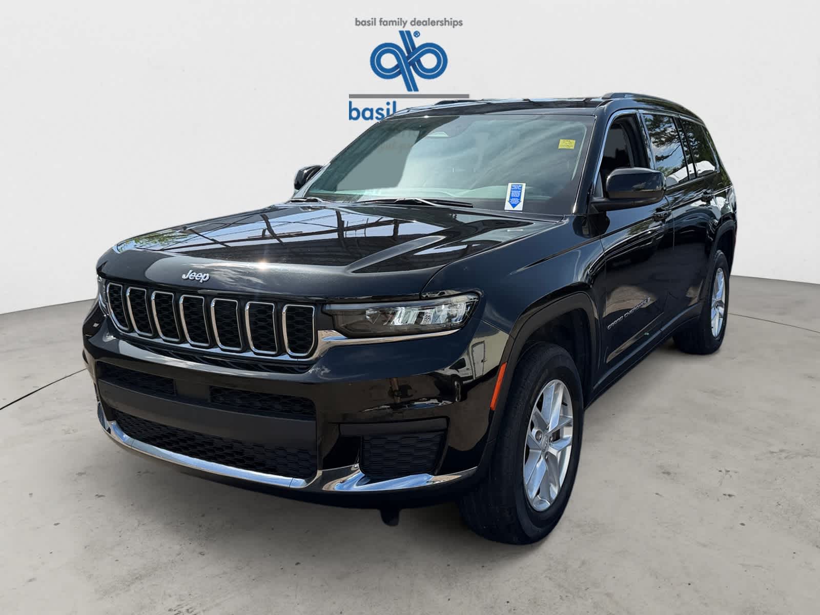 Used 2022 Jeep Grand Cherokee L Laredo 4x4