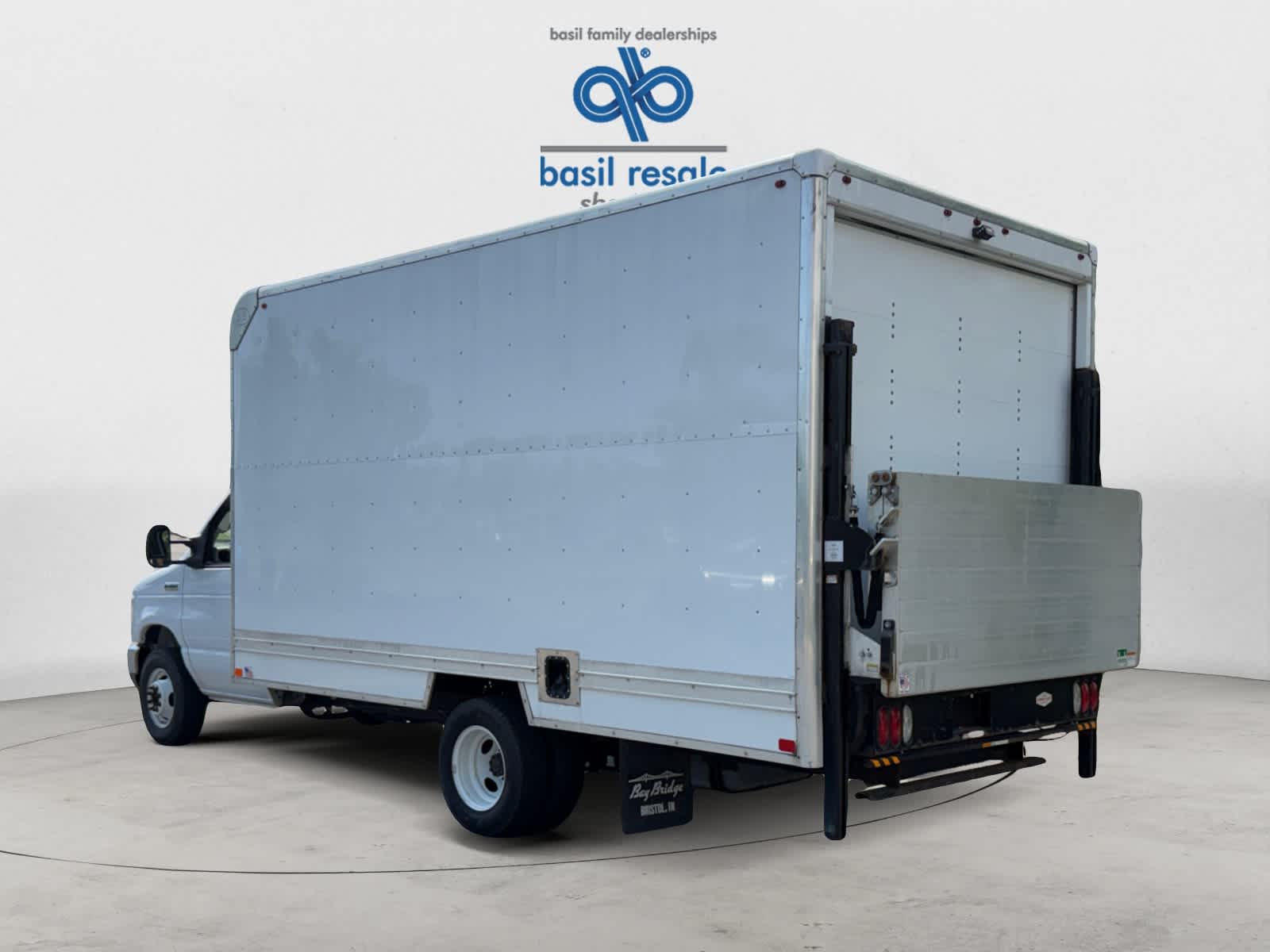 Used 2023 Ford E-Series Cutaway