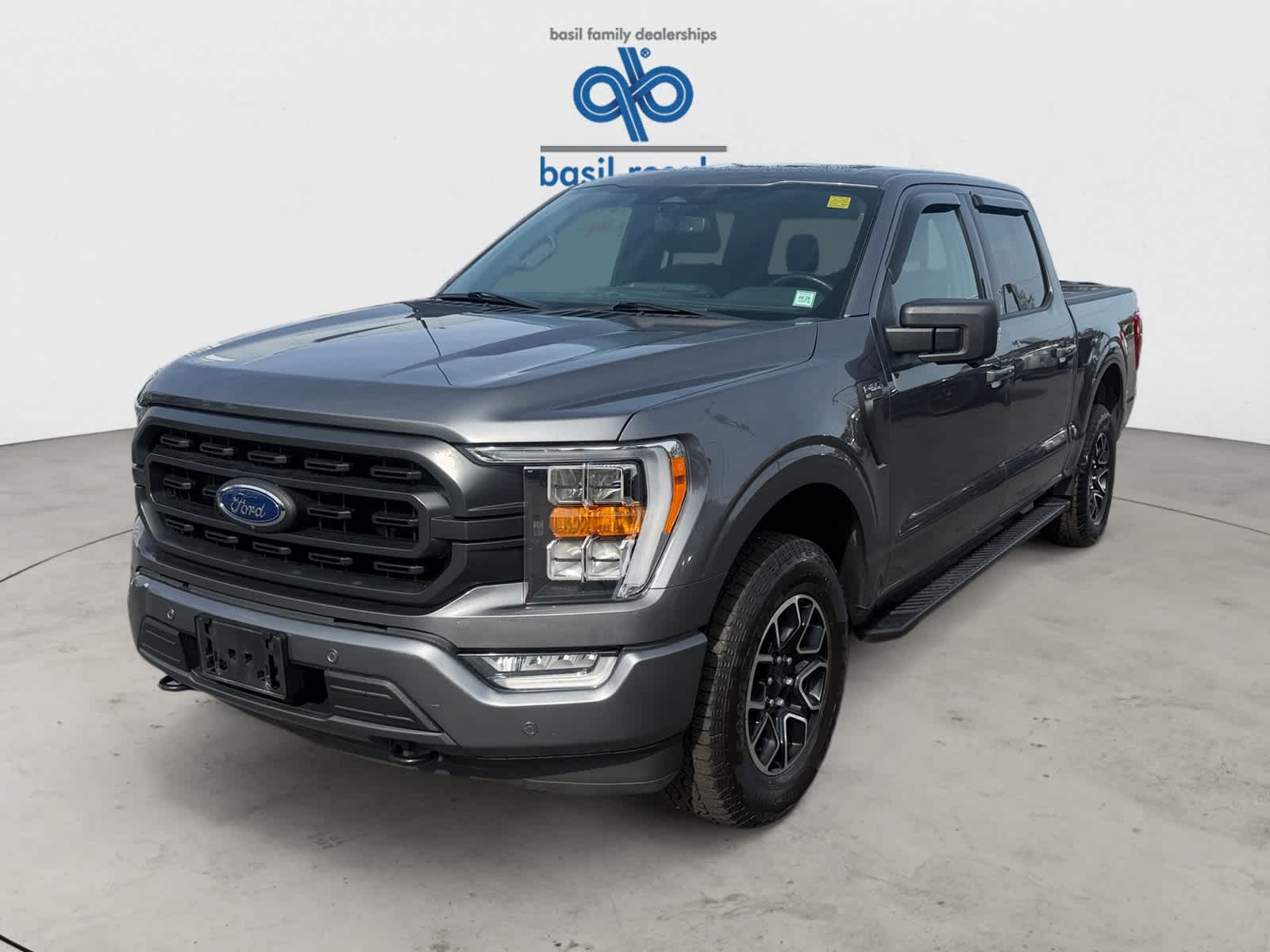 Used 2022 Ford F-150 XLT 4WD Supercrew 5.5 Box 4WD SuperCrew 5.5 Box