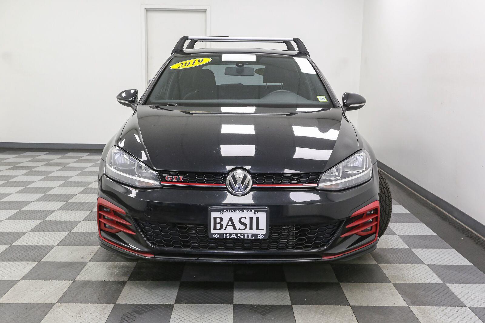 Used 2019 Volkswagen Golf GTI SE Hatchback