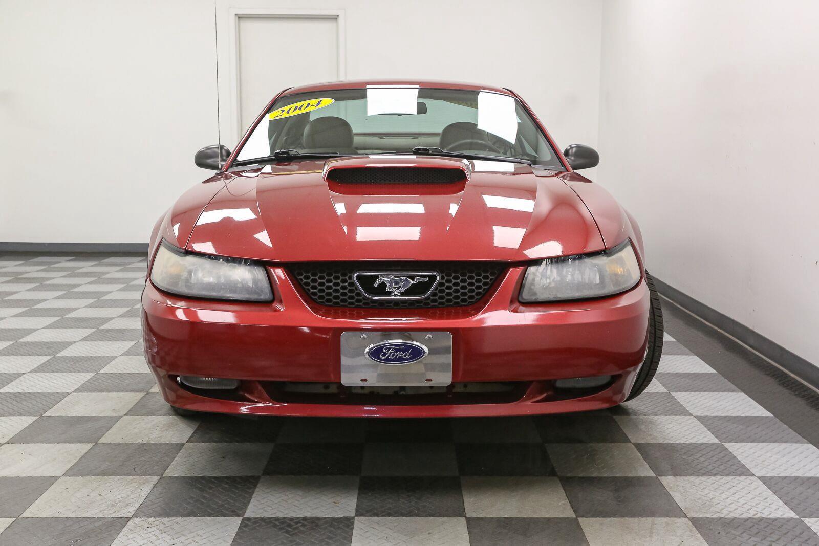 Used 2004 Ford Mustang GT Deluxe Car