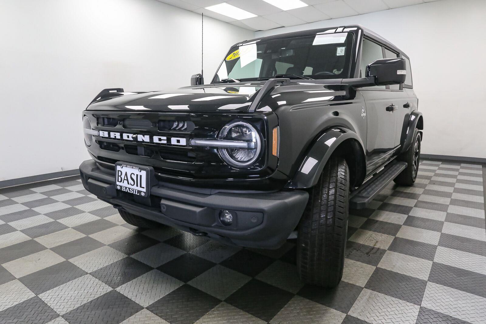 Used 2024 Ford Bronco Outer Banks SUV