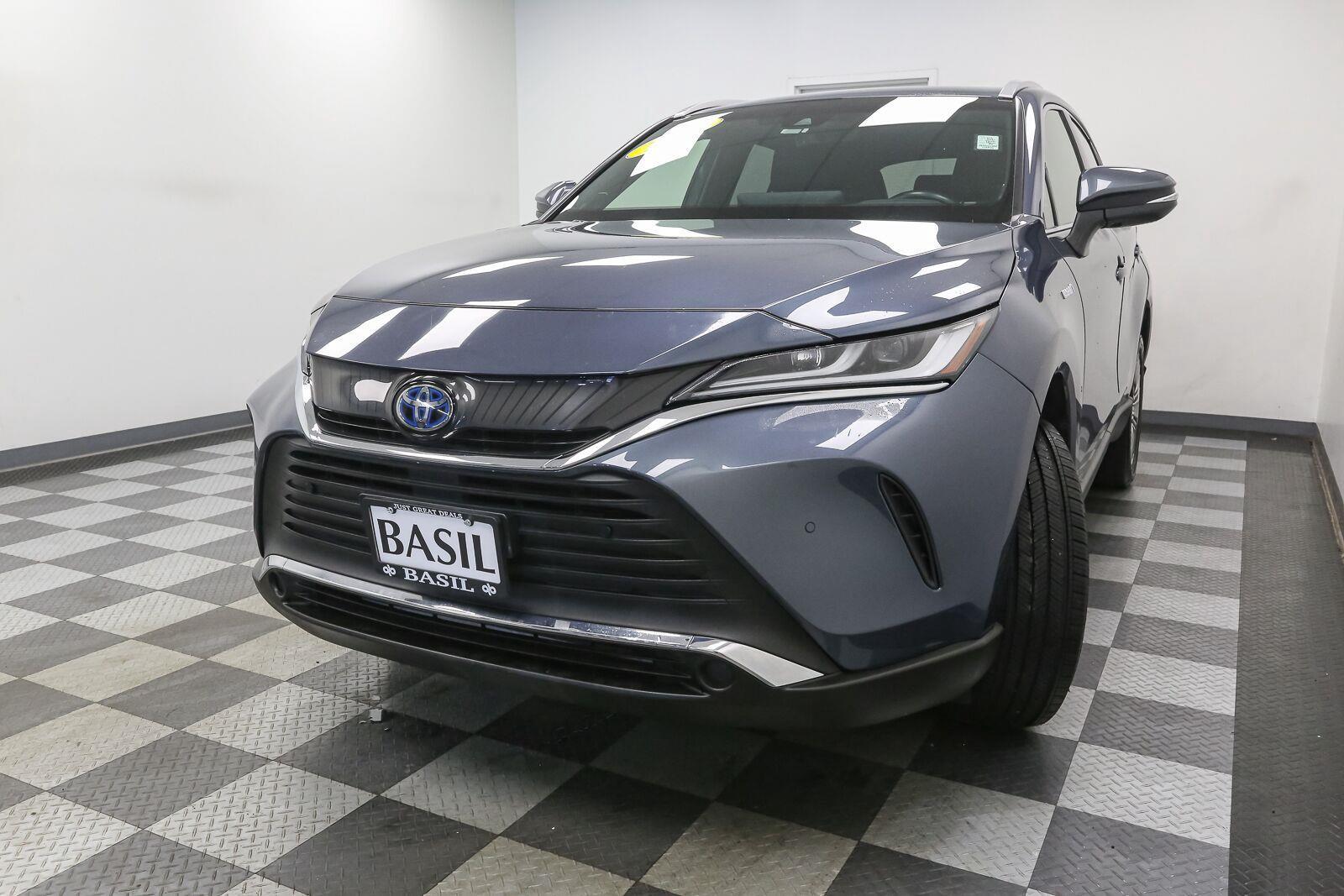 Used 2021 Toyota Venza XLE SUV