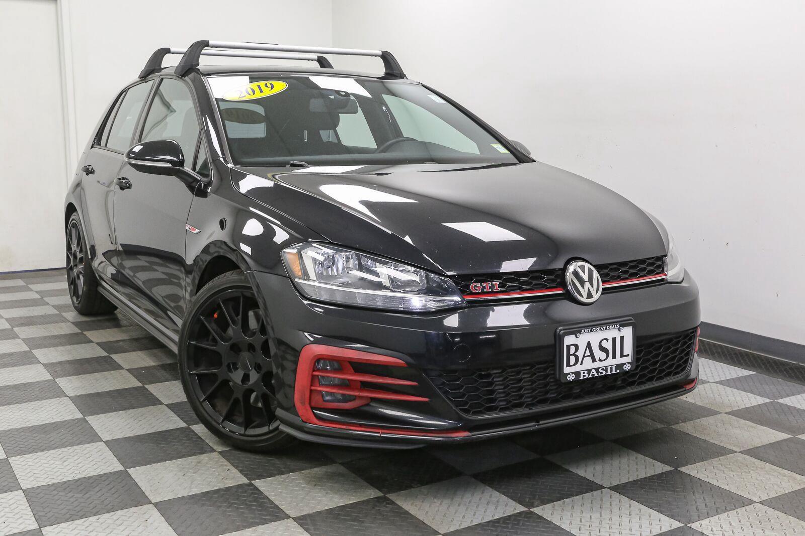 Used 2019 Volkswagen Golf GTI SE Hatchback
