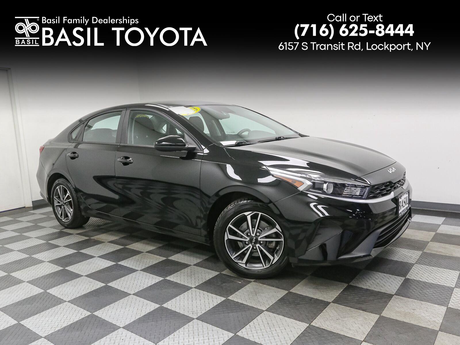 Used 2023 Kia Forte LXS Sedan
