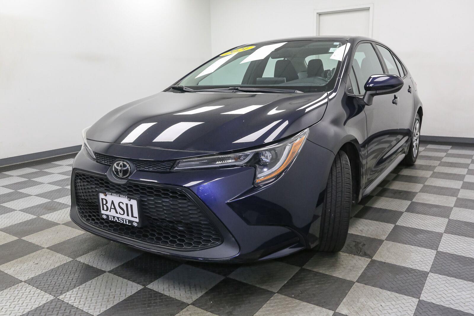 Used 2021 Toyota Corolla LE Sedan