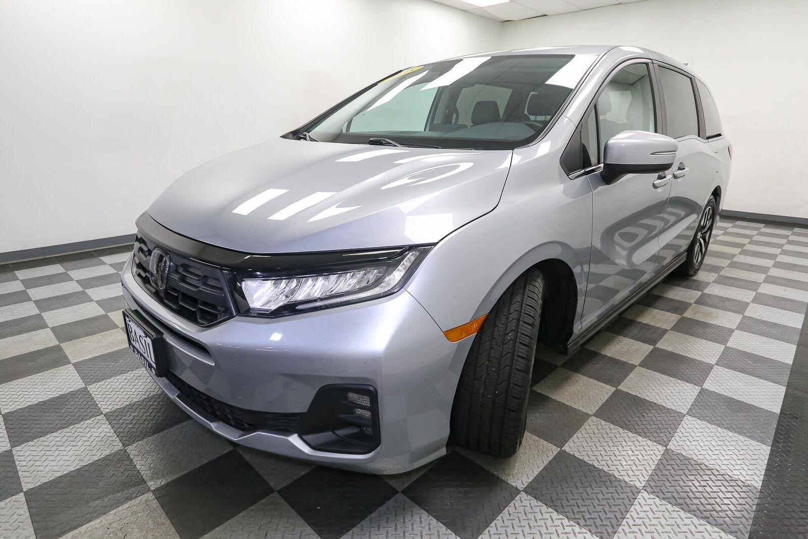 Used 2025 Honda Odyssey EX-L Van