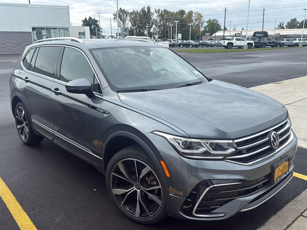 Used 2023 Volkswagen Tiguan SEL R-Line SUV