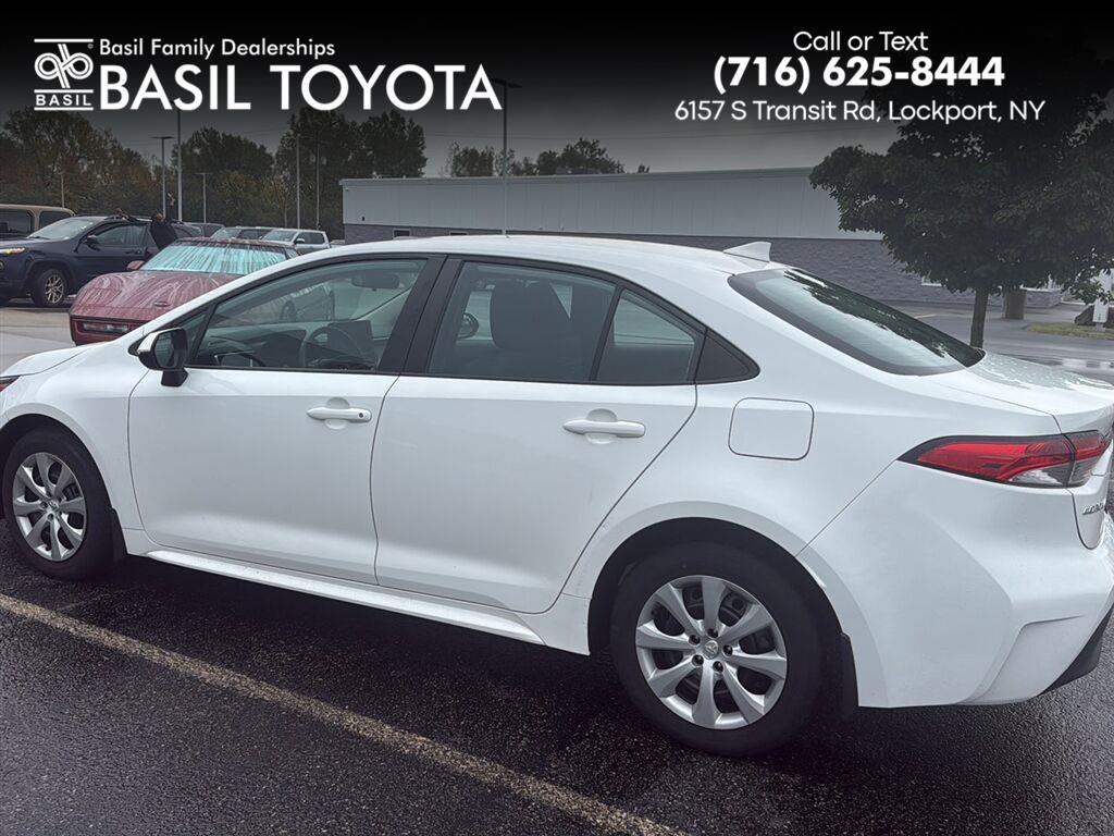 Used 2024 Toyota Corolla LE Sedan