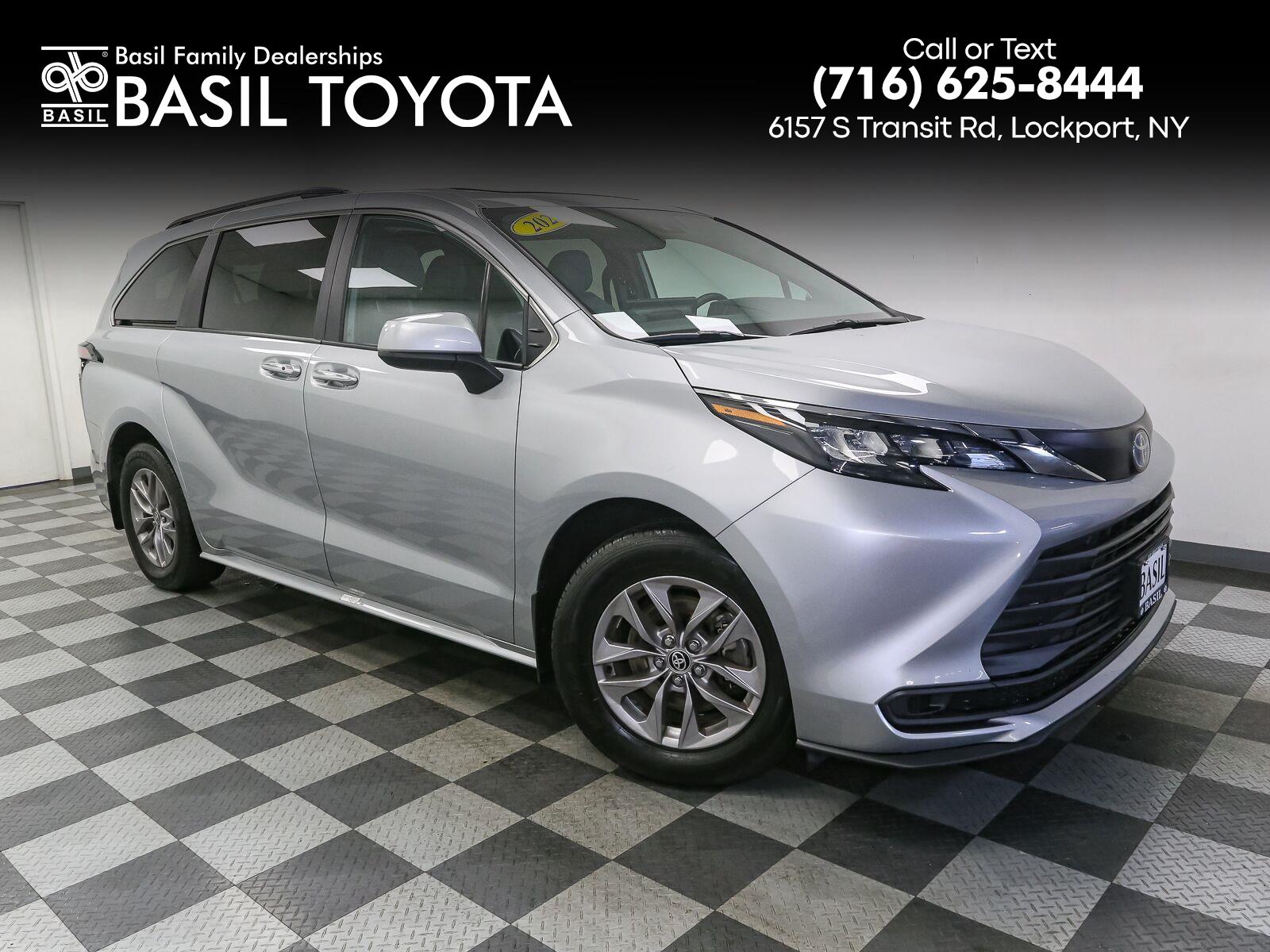  Toyota Sienna HV