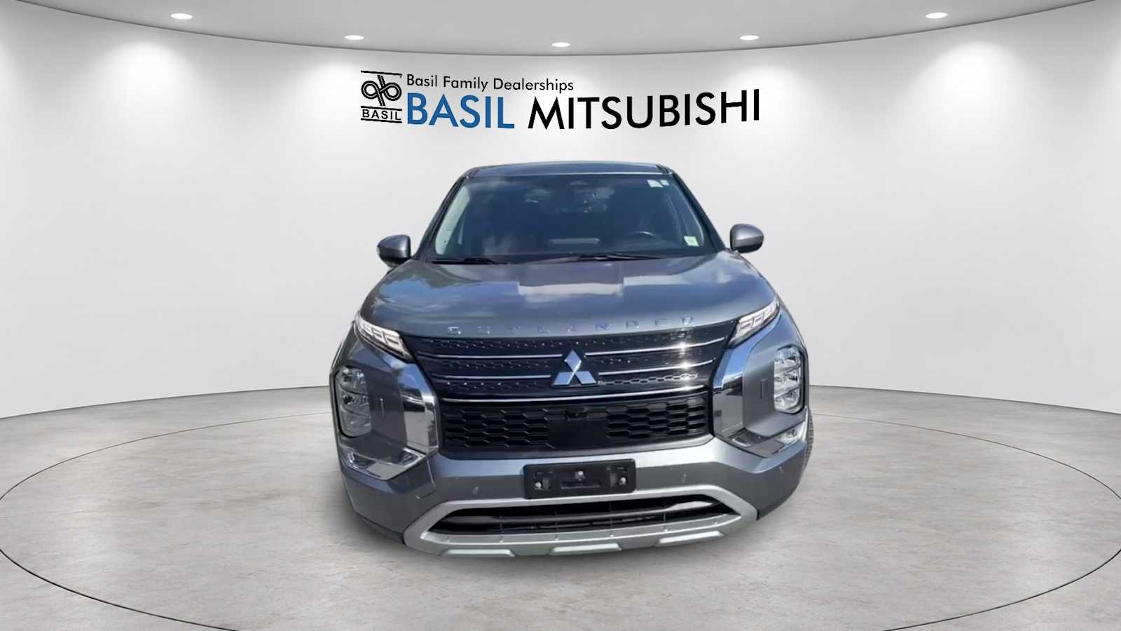 Used 2024 Mitsubishi Outlander SE SUV