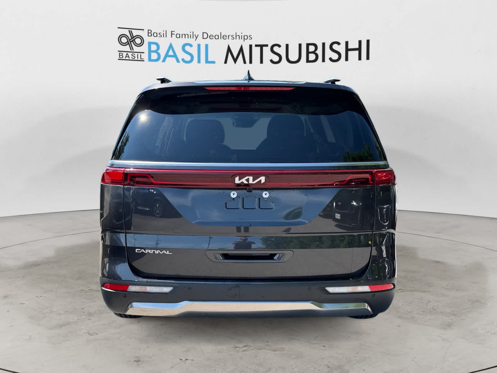 Used 2024 Kia Carnival SX Prestige MPV