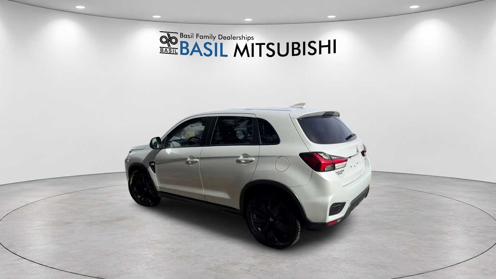 Used 2024 Mitsubishi Outlander Sport 2.0 LE SUV