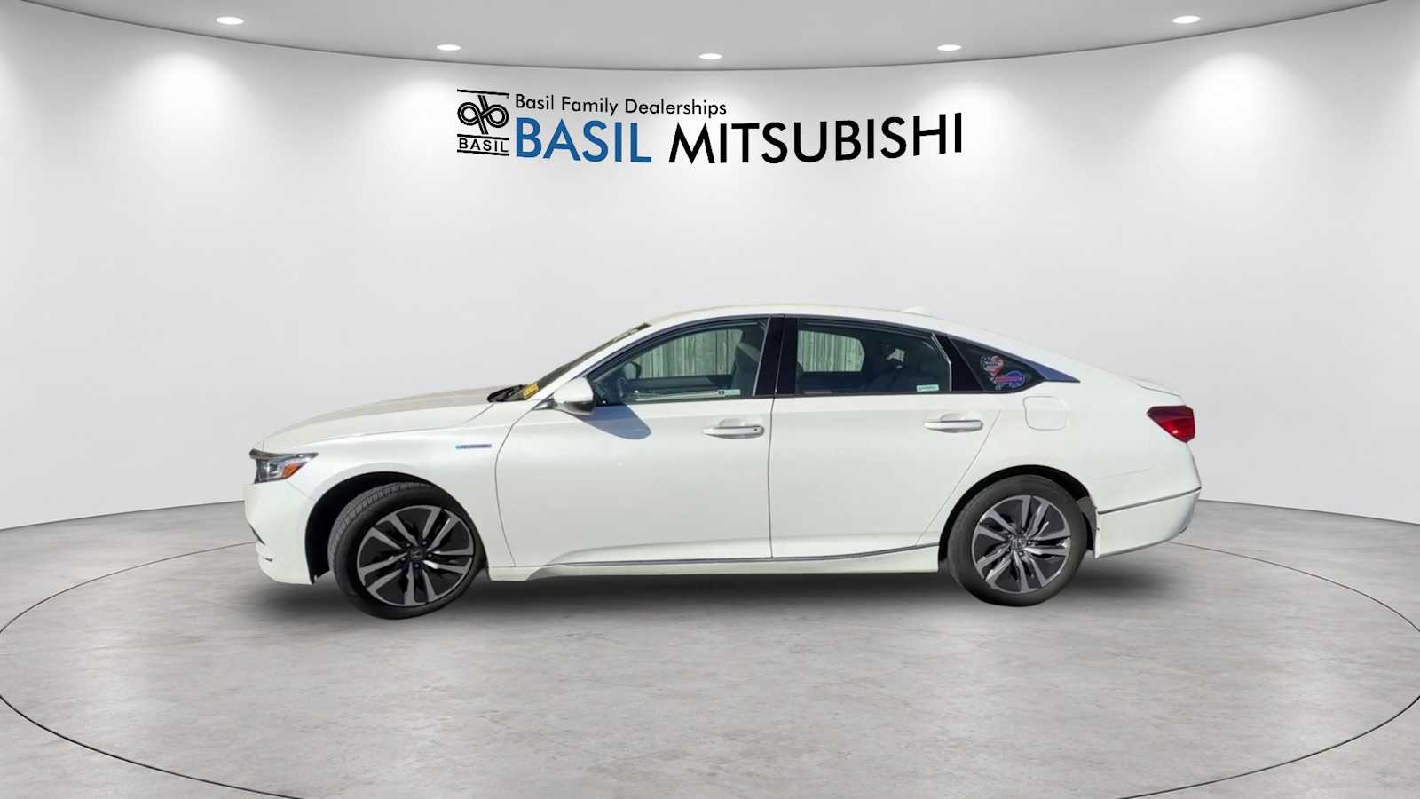 Used 2018 Honda Accord Hybrid Touring Sedan