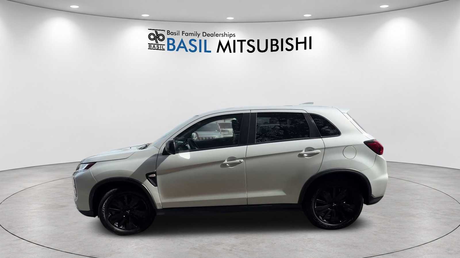 Used 2024 Mitsubishi Outlander Sport 2.0 LE SUV
