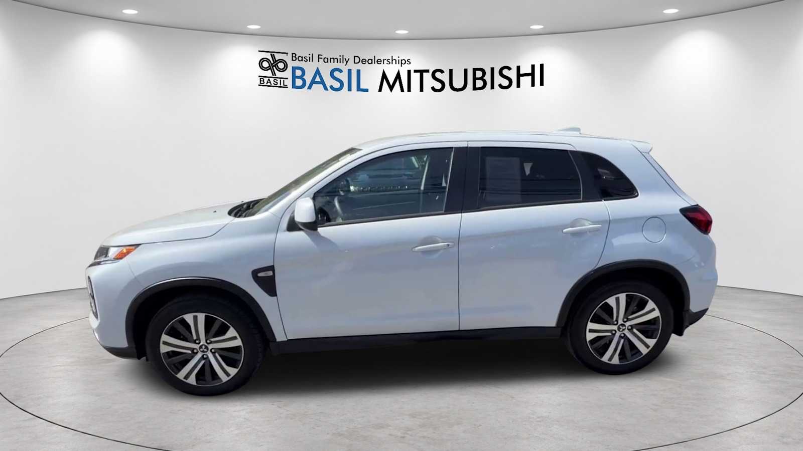 Used 2025 Mitsubishi Outlander Sport 2.0 ES SUV