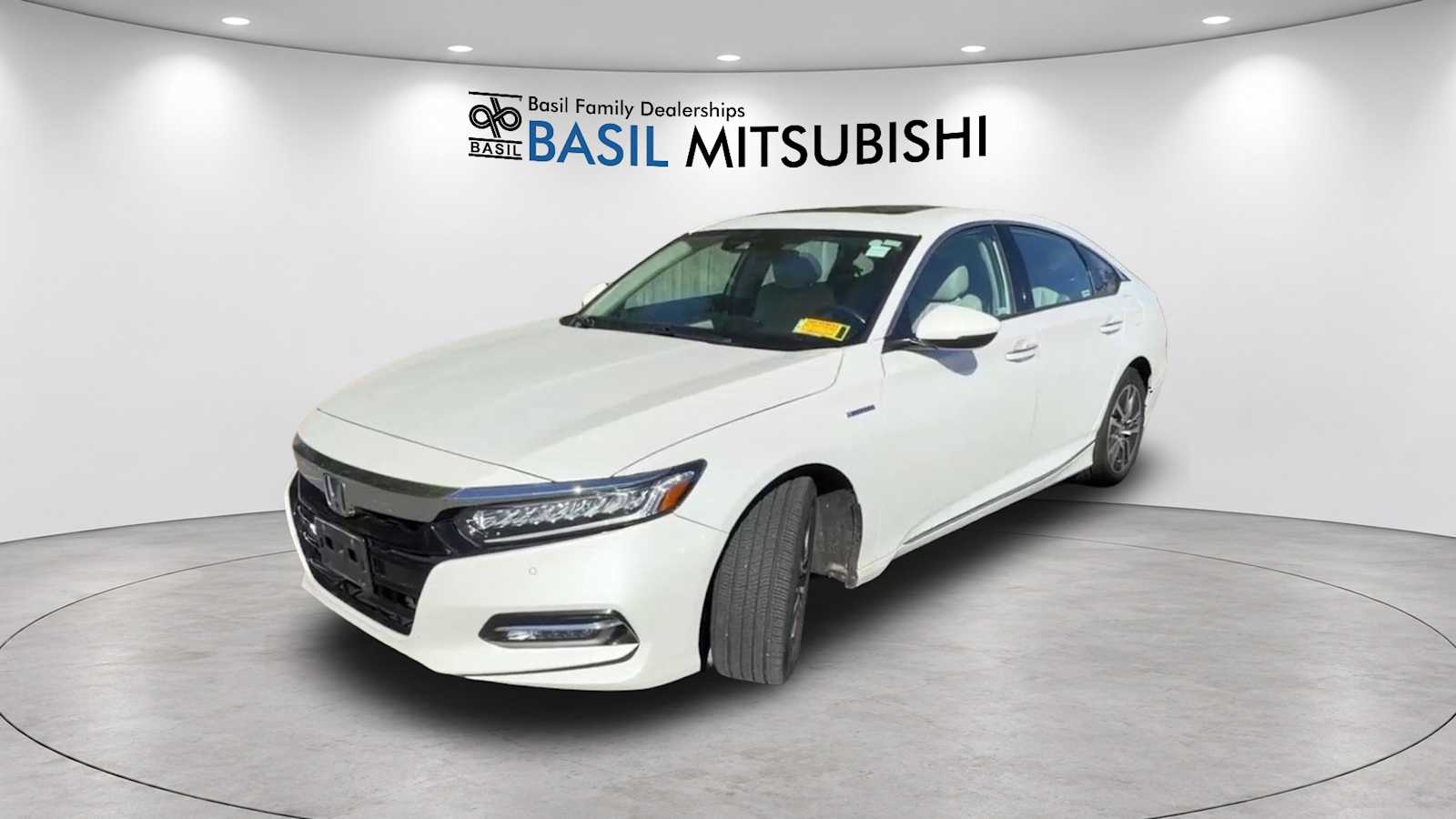 Used 2018 Honda Accord Hybrid Touring Sedan
