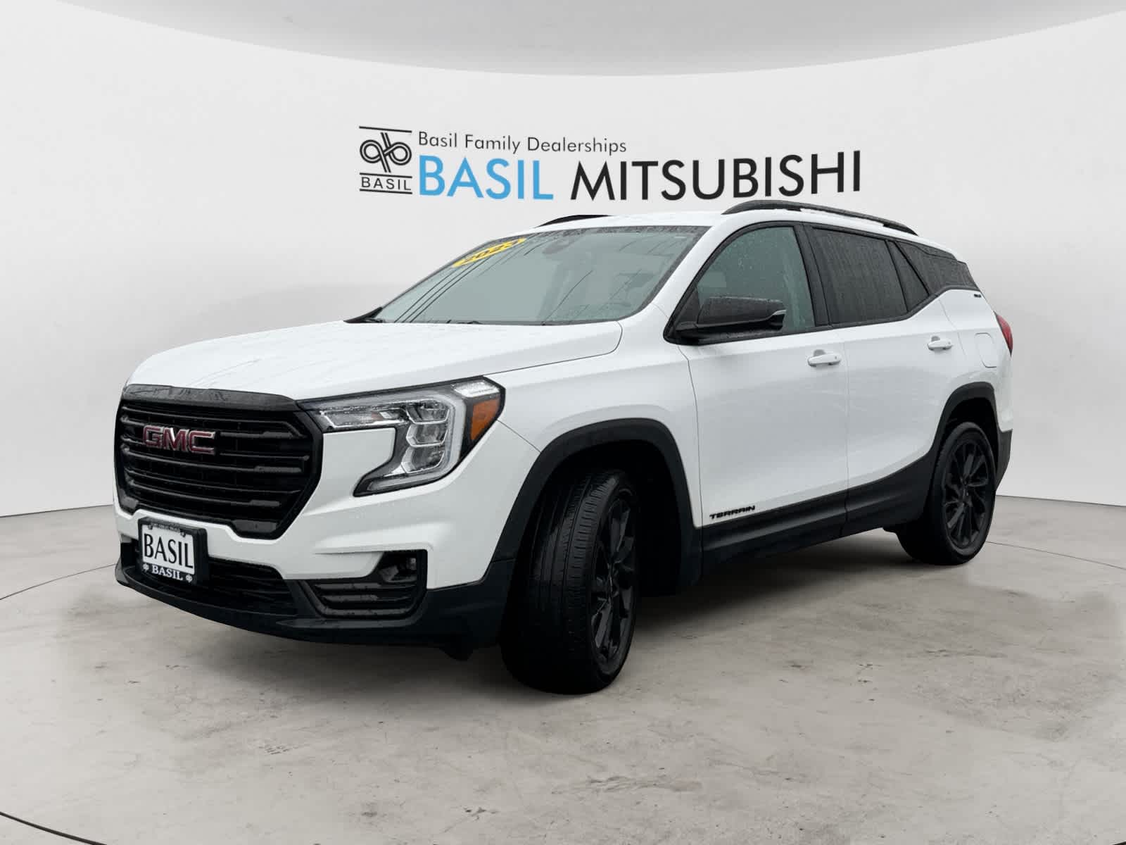 Used 2023 GMC Terrain SLT SUV
