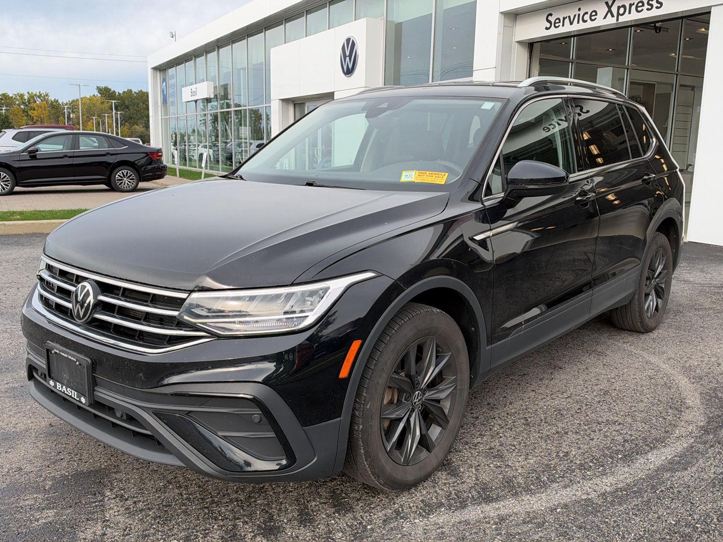 Used 2024 Volkswagen Tiguan SE SUV
