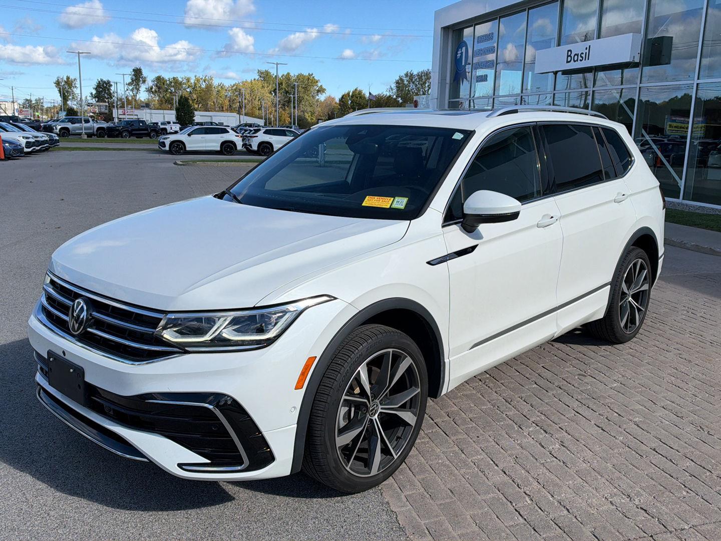 Used 2023 Volkswagen Tiguan SEL R-Line SUV