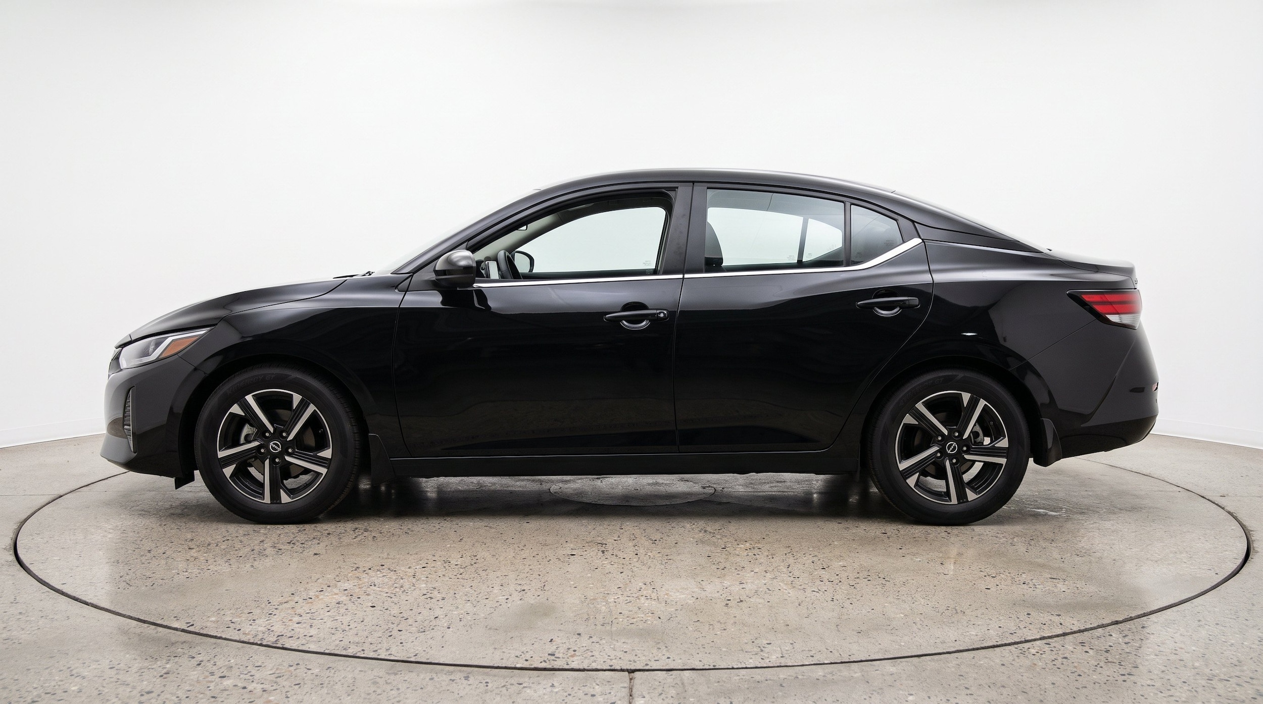 Thumbnail: 2025 Nissan Sentra - 5