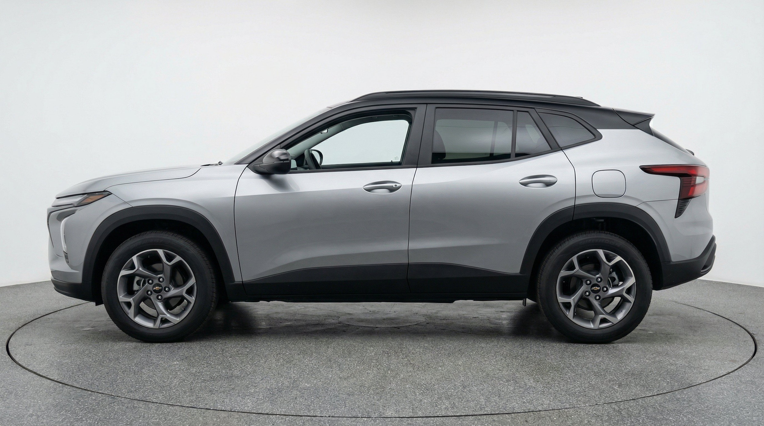 Thumbnail: 2025 Chevrolet Trax - 5