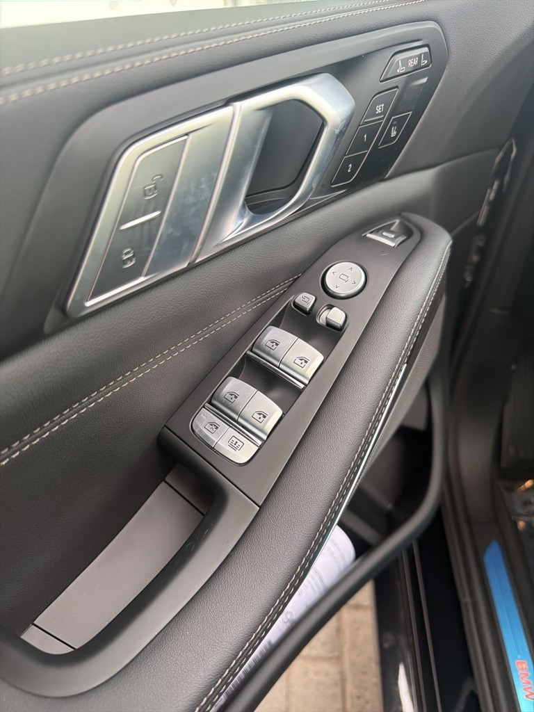 2026 BMW X7 40i - Photo 36