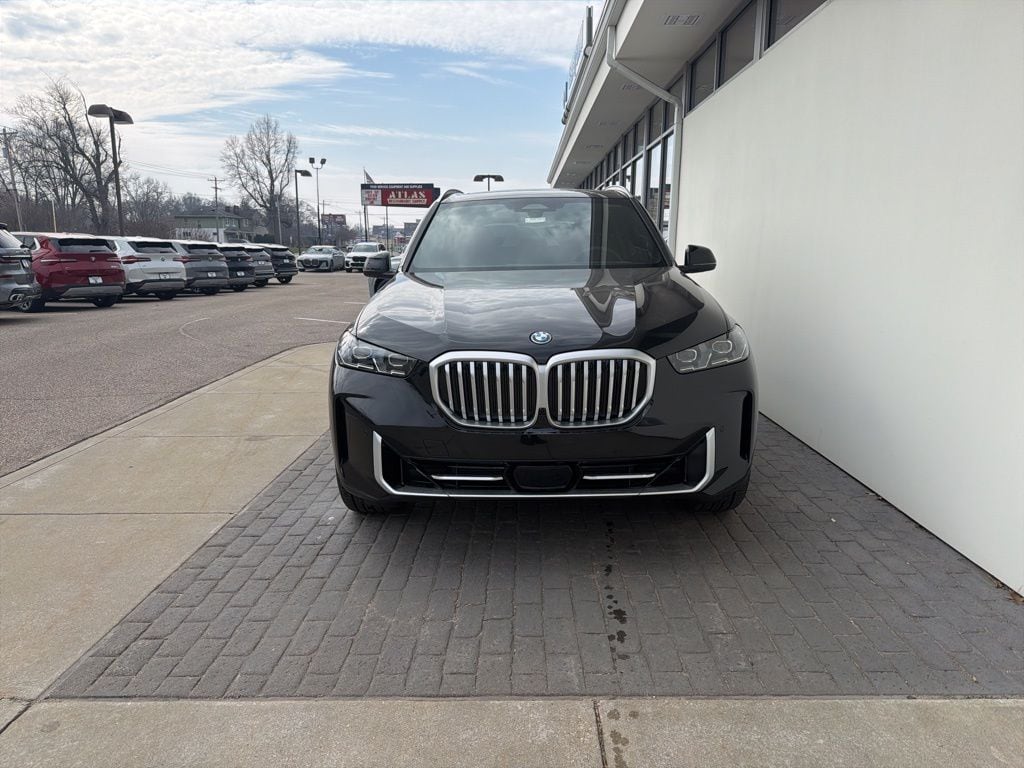 New 2026 BMW X5 xDrive50e SUV