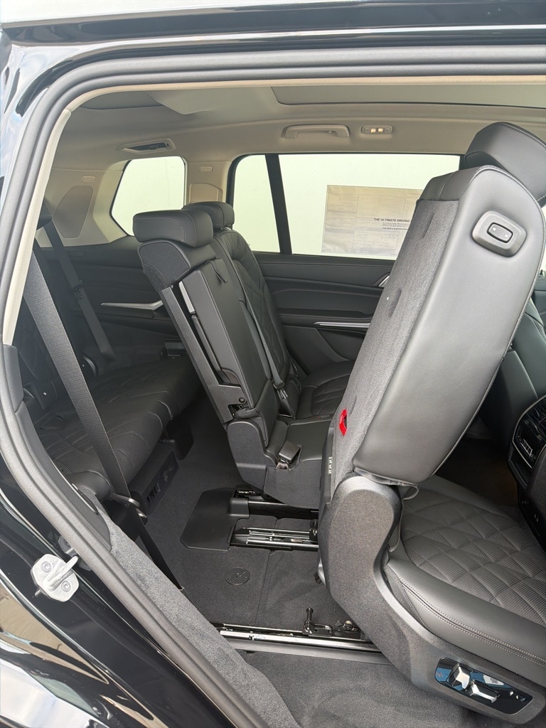 2026 BMW X7 40i - Photo 19