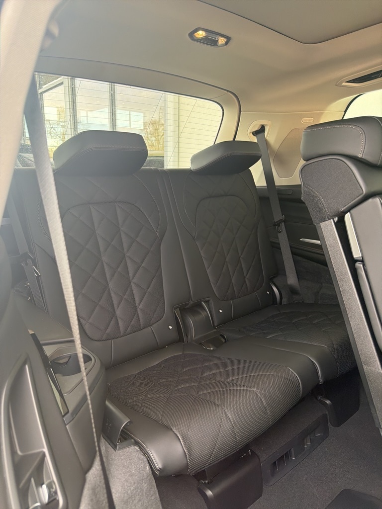 2026 BMW X7 40i - Photo 20
