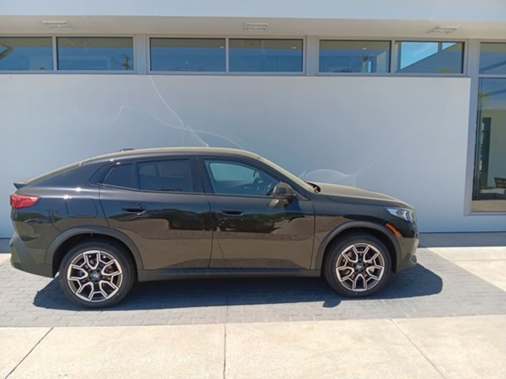 New 2025 BMW X2 xDrive28i SUV