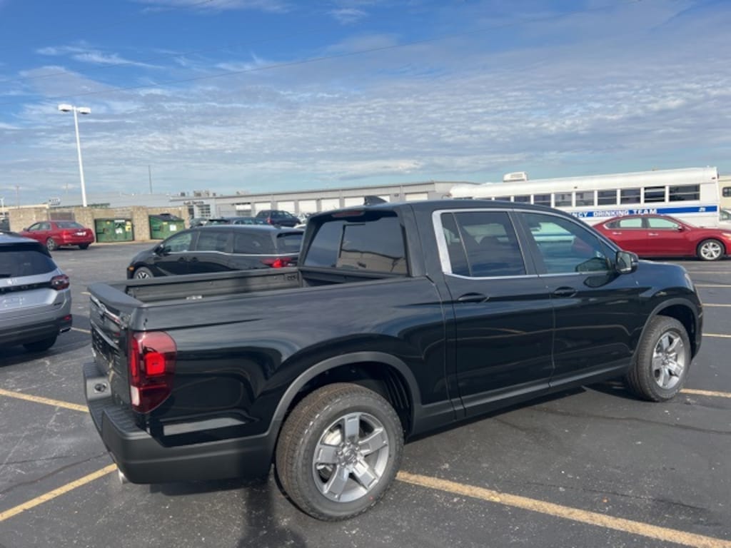 New 2026 Honda Ridgeline RTL Truck Crew Cab