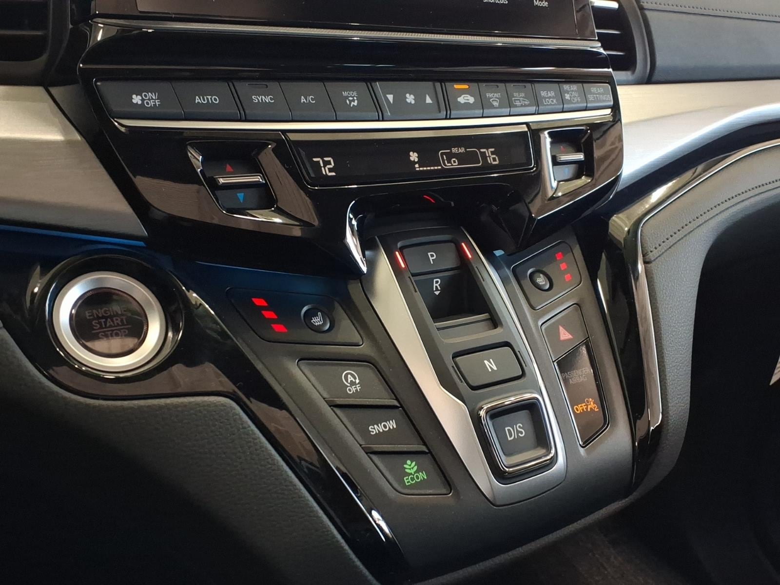2026 Honda Odyssey Touring - Photo 18