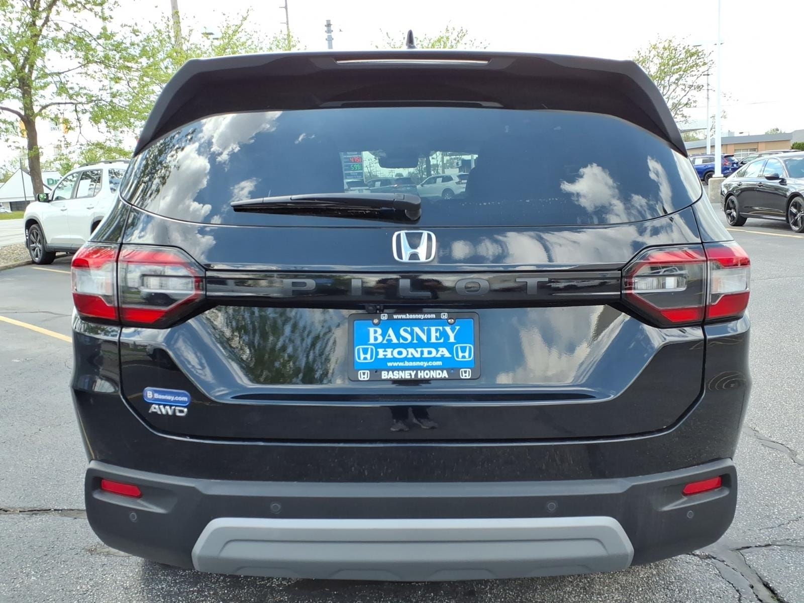 2025 Honda Pilot EX-L - Photo 9