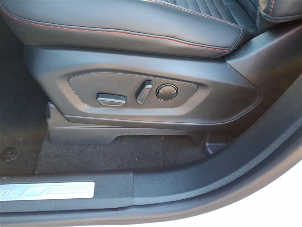 2026 Ford Explorer ST-Line - Photo 11