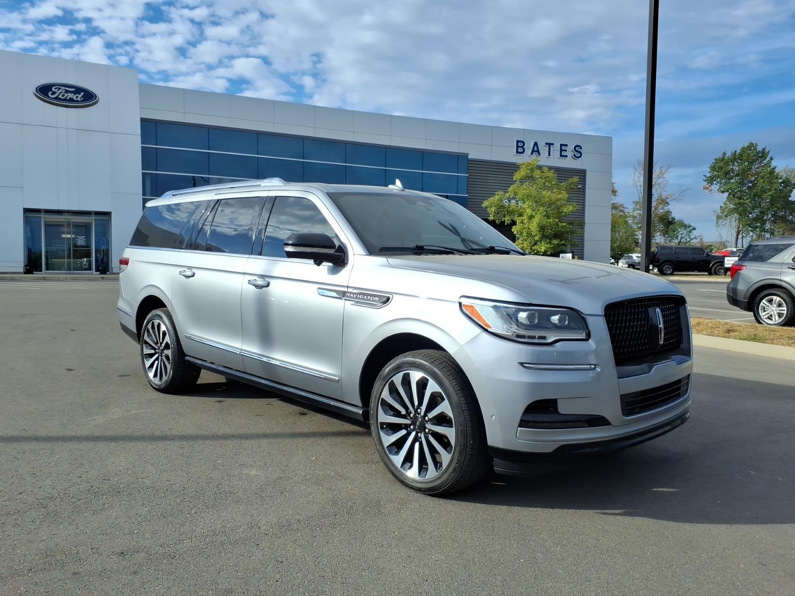 2023 Lincoln Navigator L