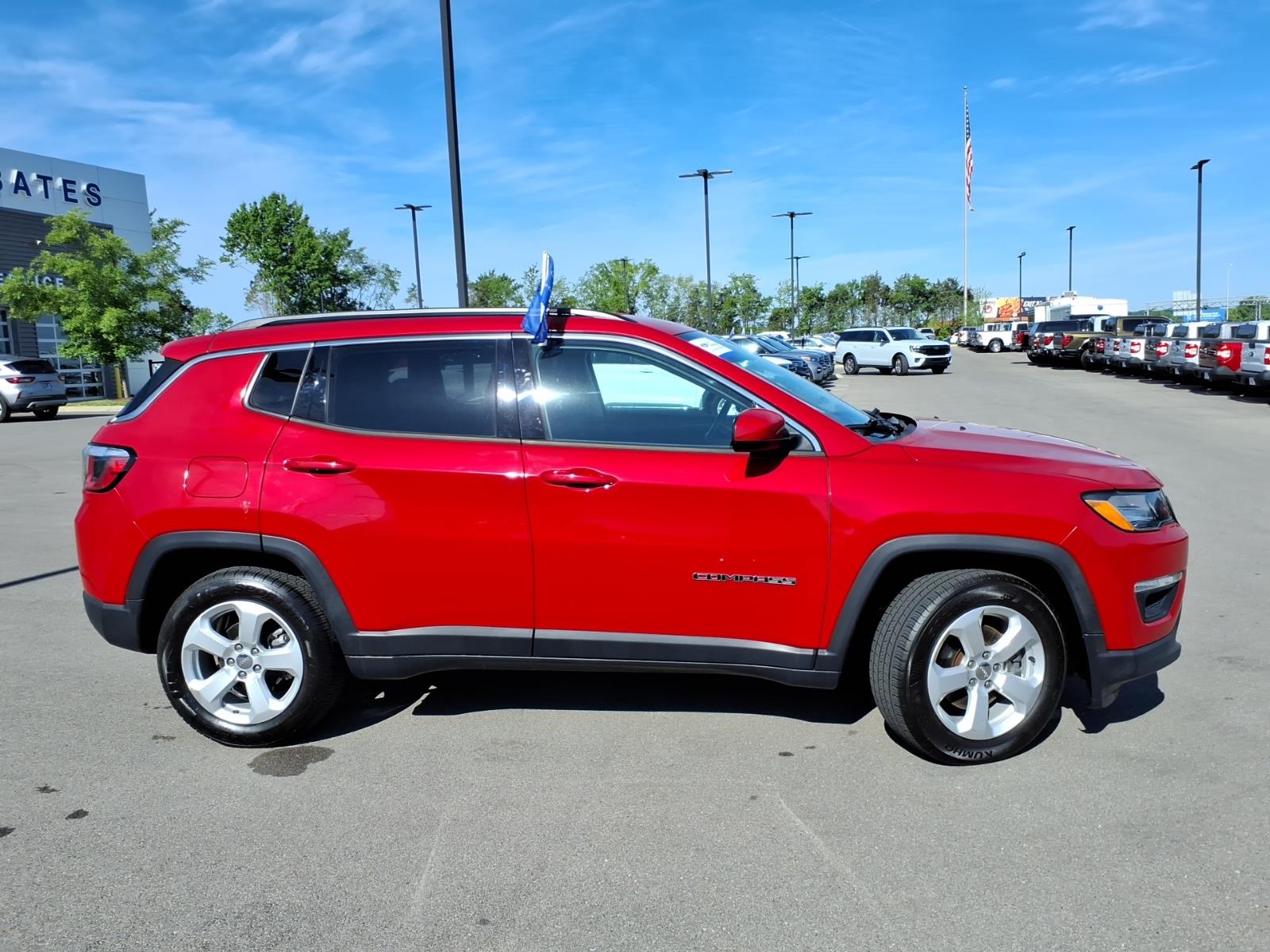 Used 2019 Jeep Compass Latitude with VIN 3C4NJCBB3KT851444 for sale in Lebanon, TN