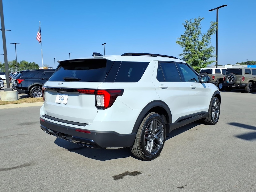 New 2027 Ford Explorer ST-Line SUV
