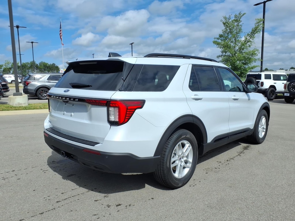 New 2026 Ford Explorer Active SUV