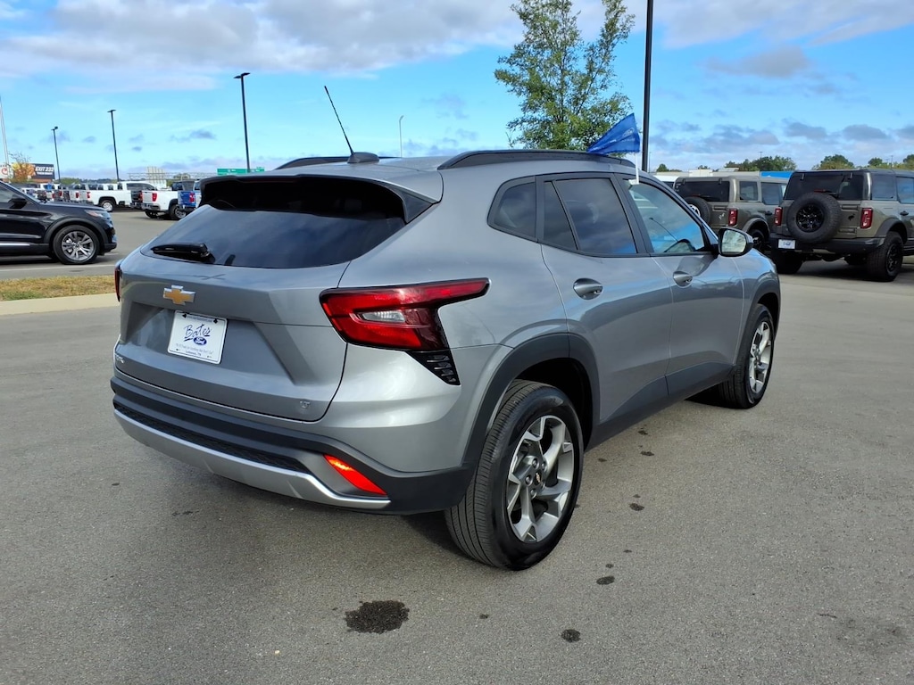 Certified 2025 Chevrolet Trax LT SUV