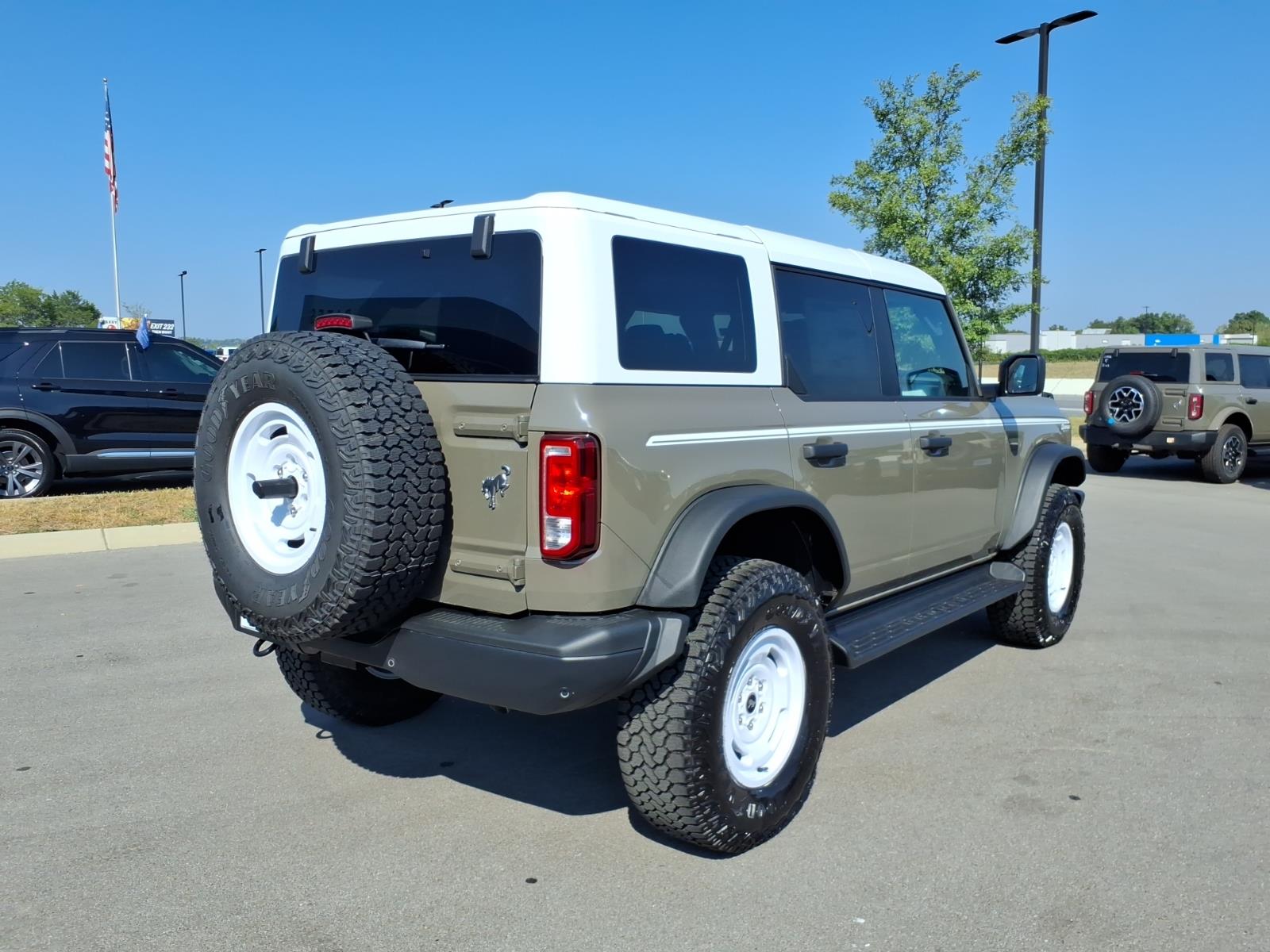 New 2026 Ford Bronco Heritage Edition SUV