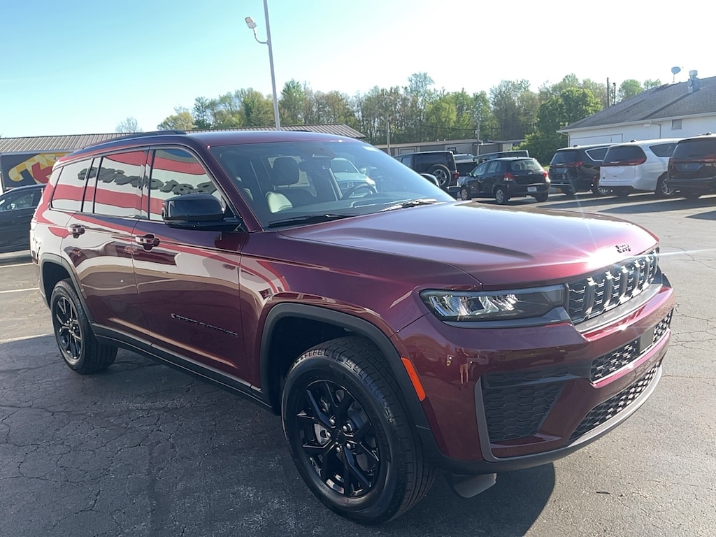 New 2026 Jeep Grand Cherokee L LAREDO ALTITUDE 4X4 Sport Utility