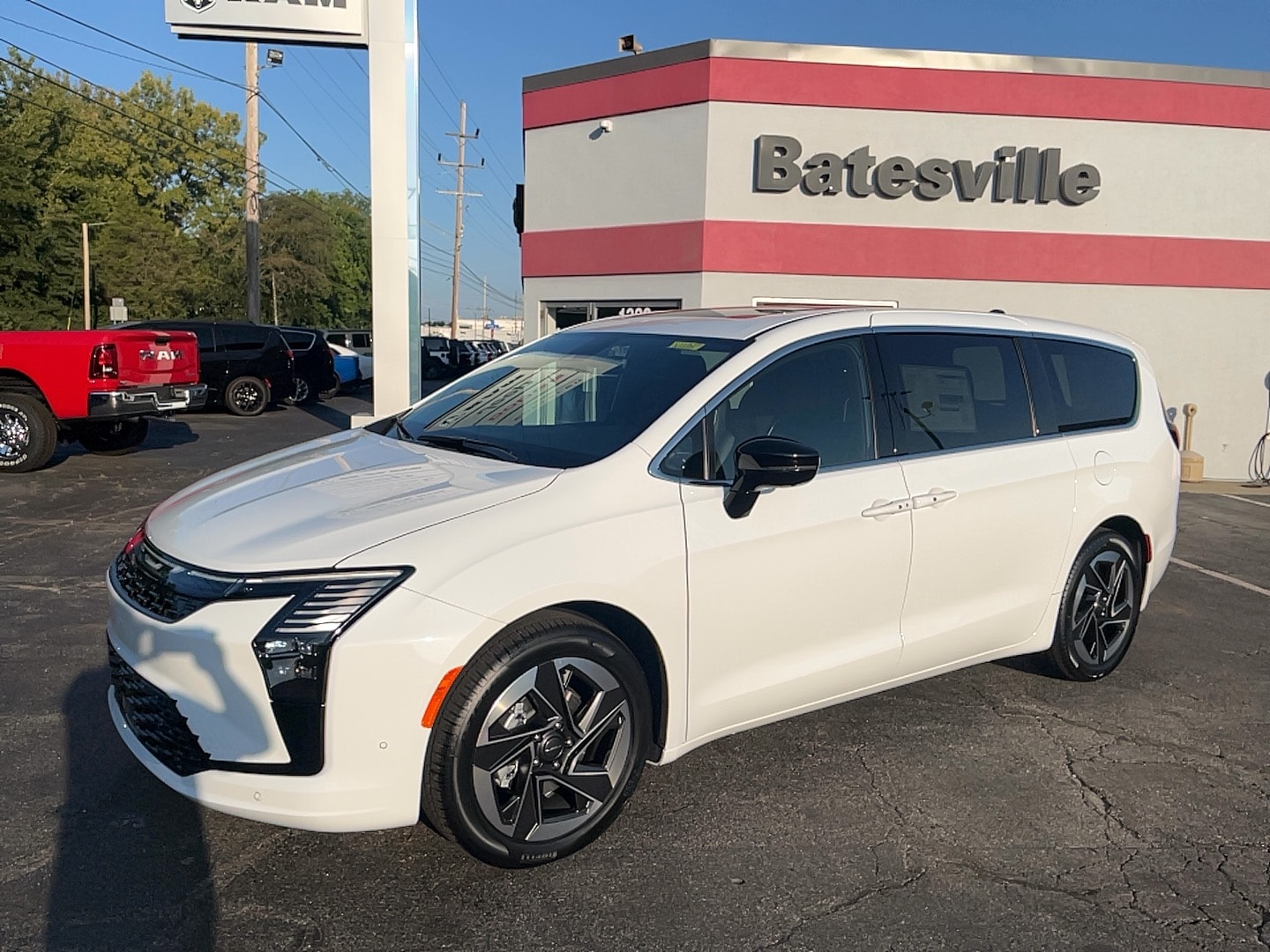 2027 Chrysler Pacifica Limited